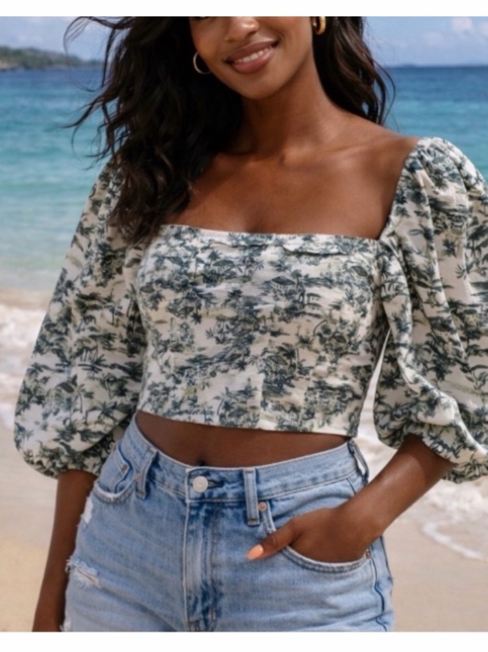 Abercrombie Puff-Sleeve Square Neck Crop Top in Green Tropical Toile, Size S